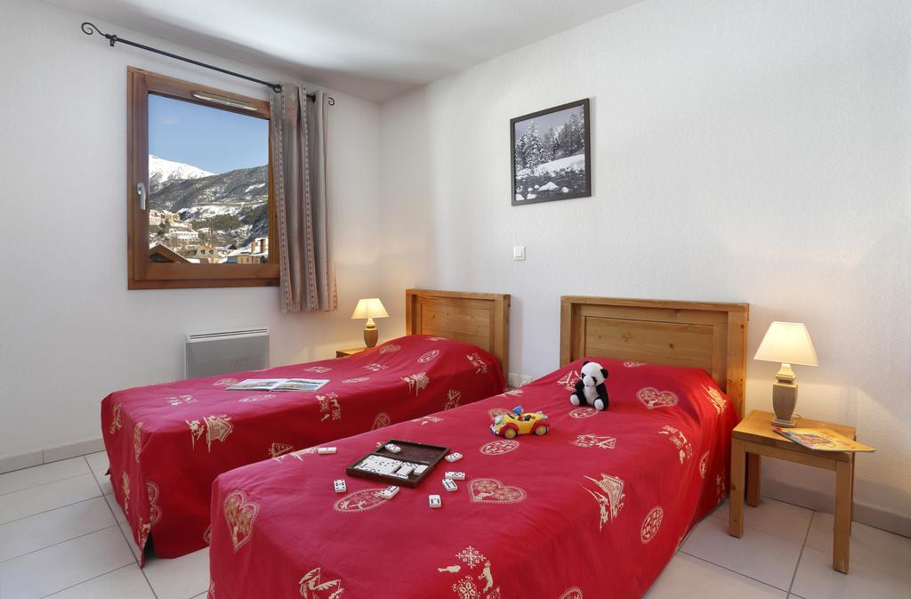Residence Nemea L'Aigle Bleu Briançon Екстериор снимка