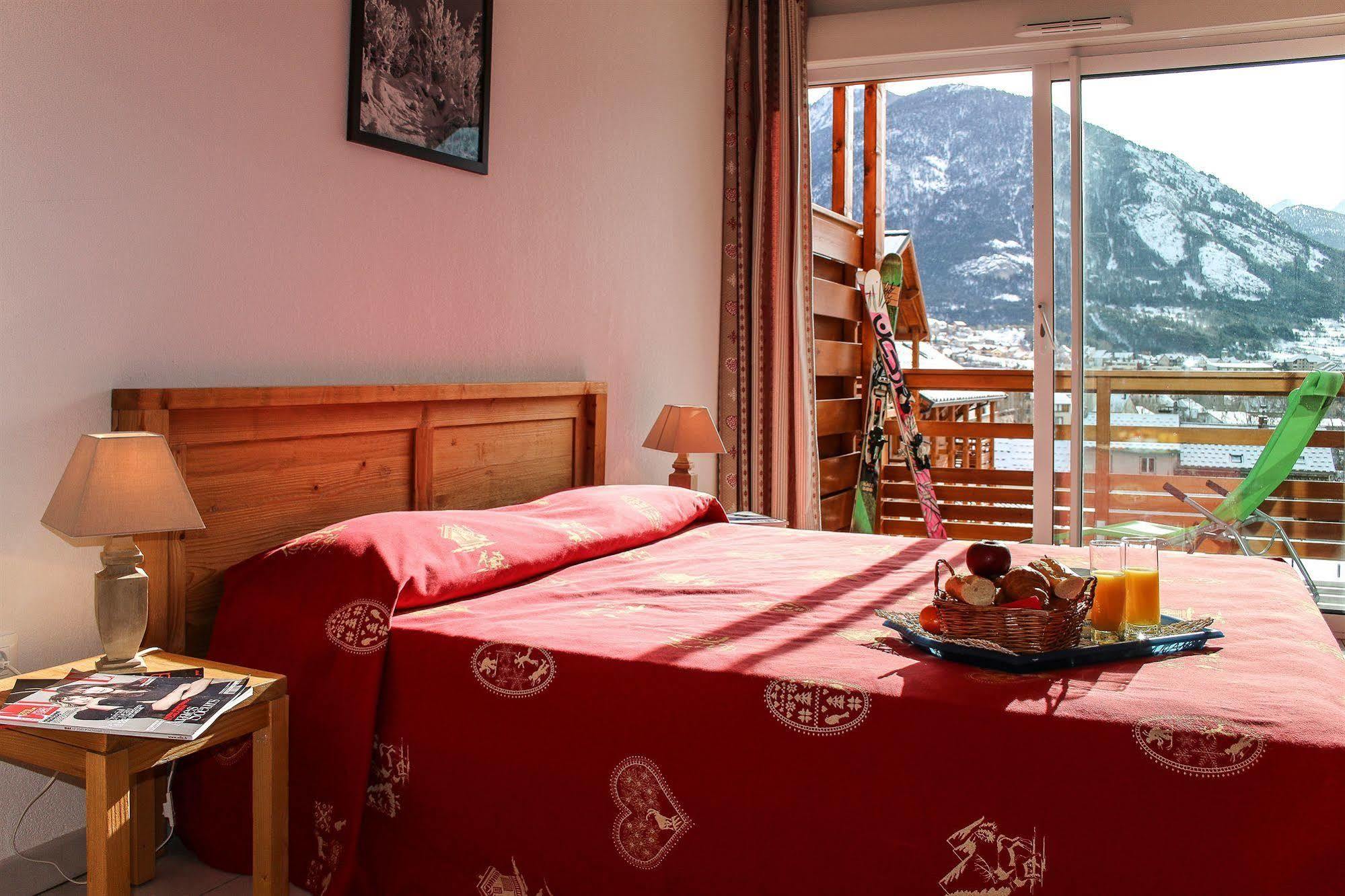 Residence Nemea L'Aigle Bleu Briançon Екстериор снимка