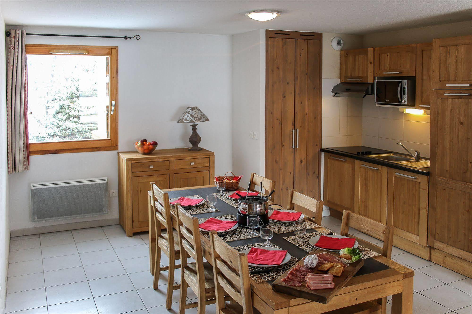 Residence Nemea L'Aigle Bleu Briançon Екстериор снимка