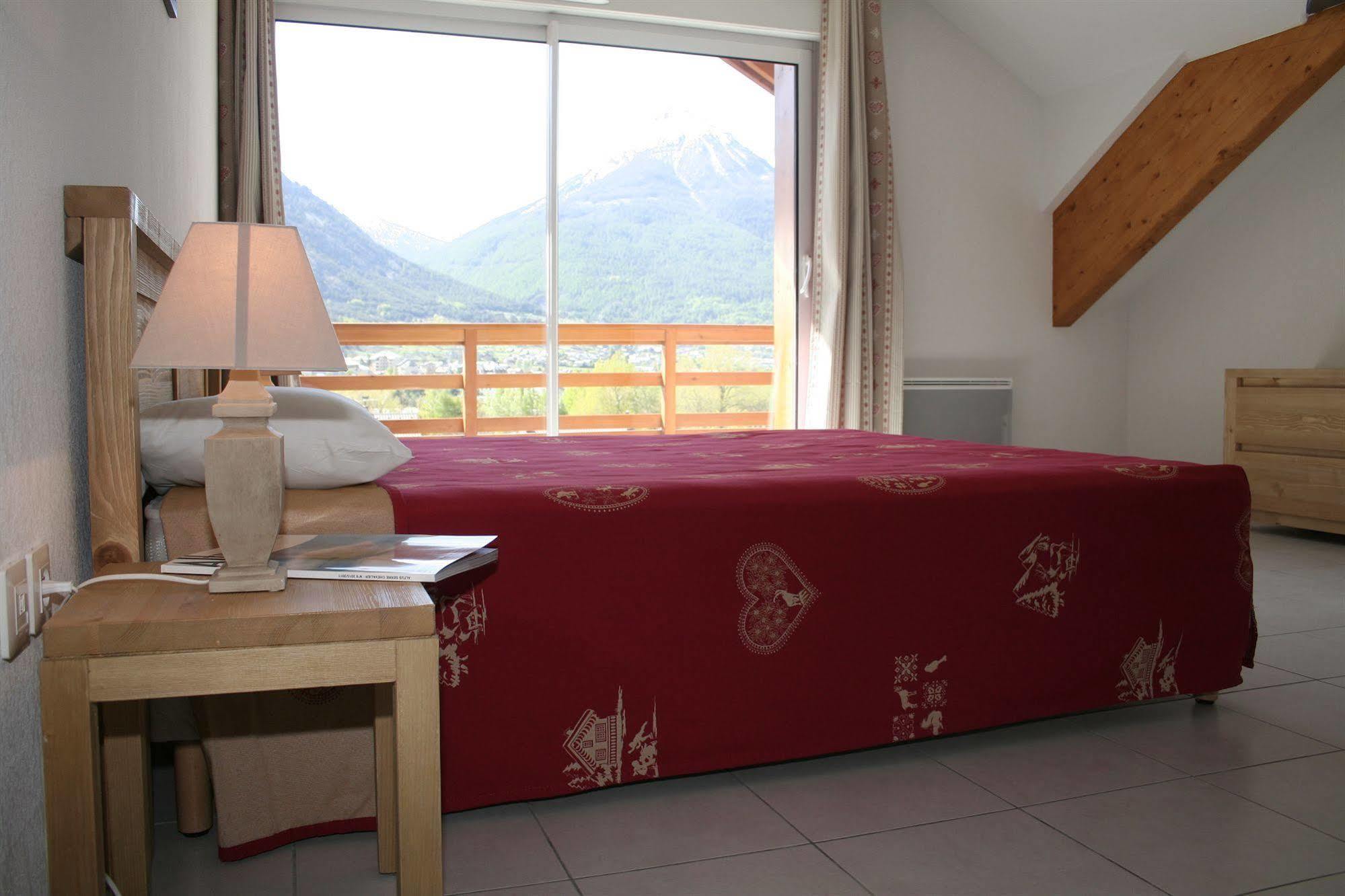 Residence Nemea L'Aigle Bleu Briançon Екстериор снимка