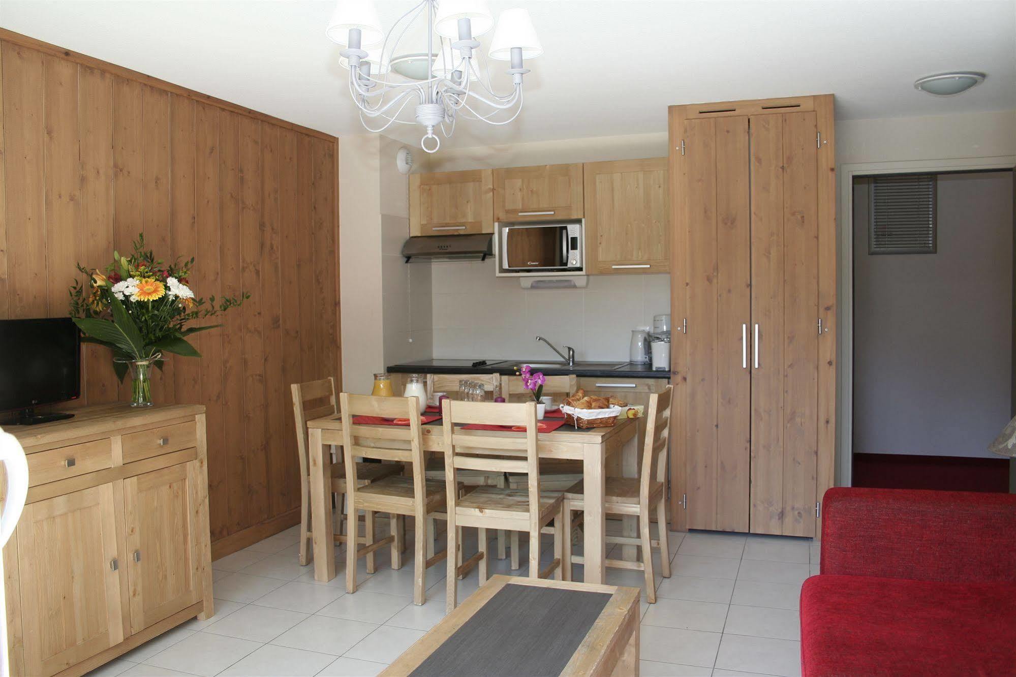 Residence Nemea L'Aigle Bleu Briançon Екстериор снимка