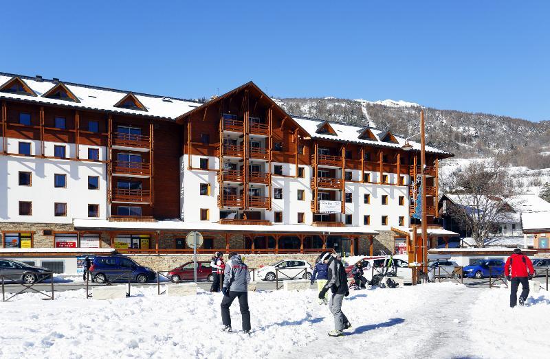Residence Nemea L'Aigle Bleu Briançon Екстериор снимка